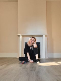 Feeling like there’s so much sunshine in my life lately 💛 I’ve wanted to squeeze every moment out of each day instead of wishing time would just pass by. 

Barley and I are getting settled in a new apartment (still in Cincy❤️) with big windows, and a bigger studio. I’m so excited to fill the space with good memories and good work. Cultivating gesamtkunstwerk always 🏠🖼️

#lifeasart #newstudiowhodis #gesamtkunstwerk #soupszn #brb 💕